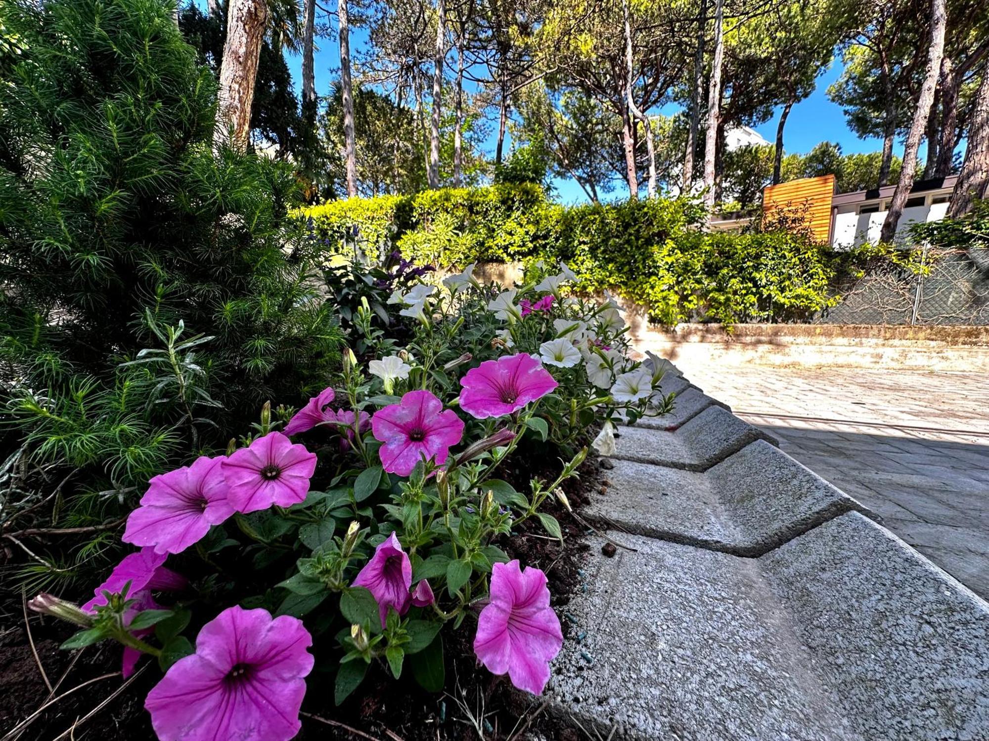 Villa Greif Pineta Lignano Sabbiadoro Exterior foto